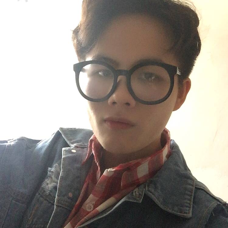 大意泪了初妆的照片