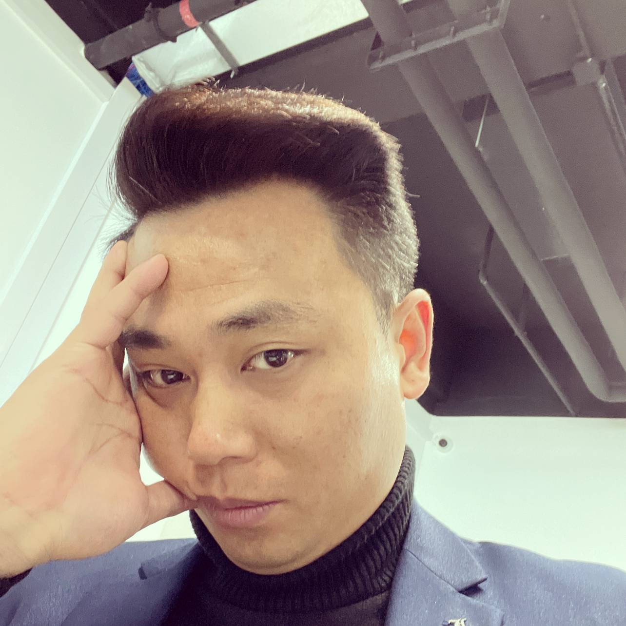 岳阳黑哥的照片