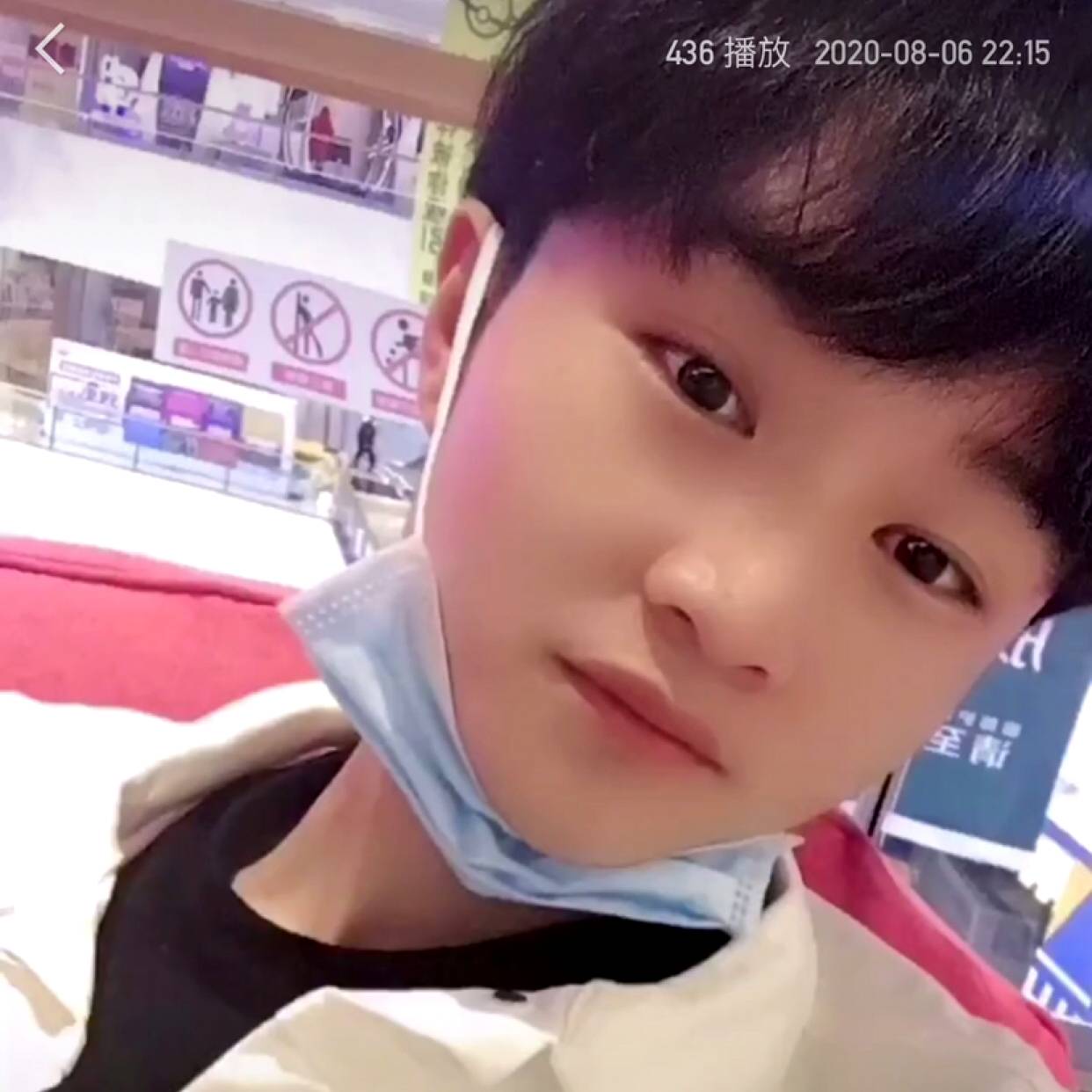 宝贝凝眸贤惠的照片