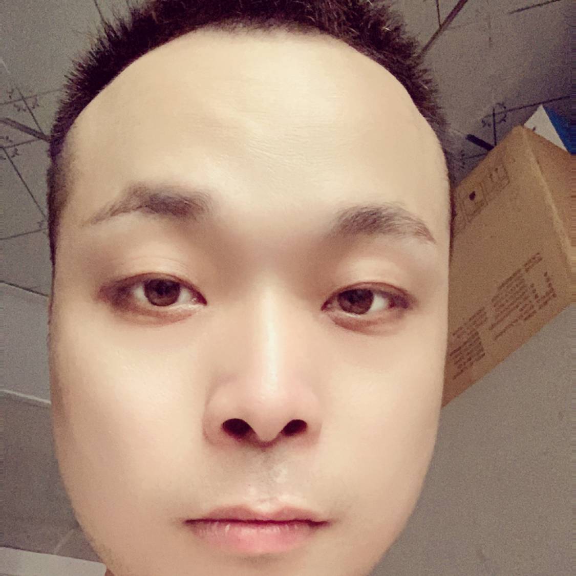 王凡19的照片