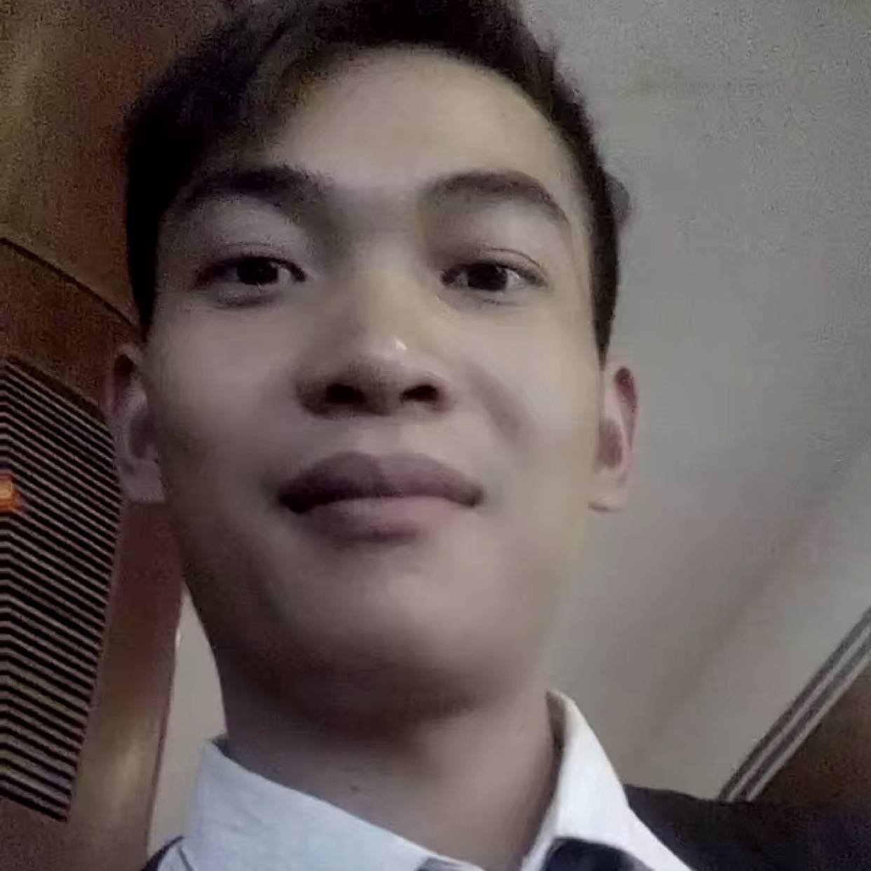 花魂深拥耍酷的照片