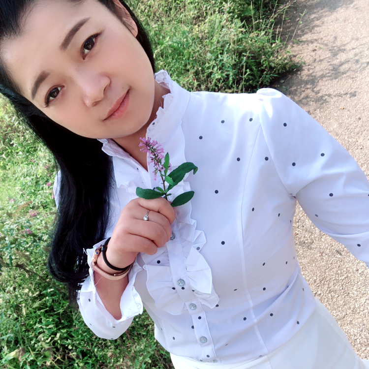 林艳一的照片