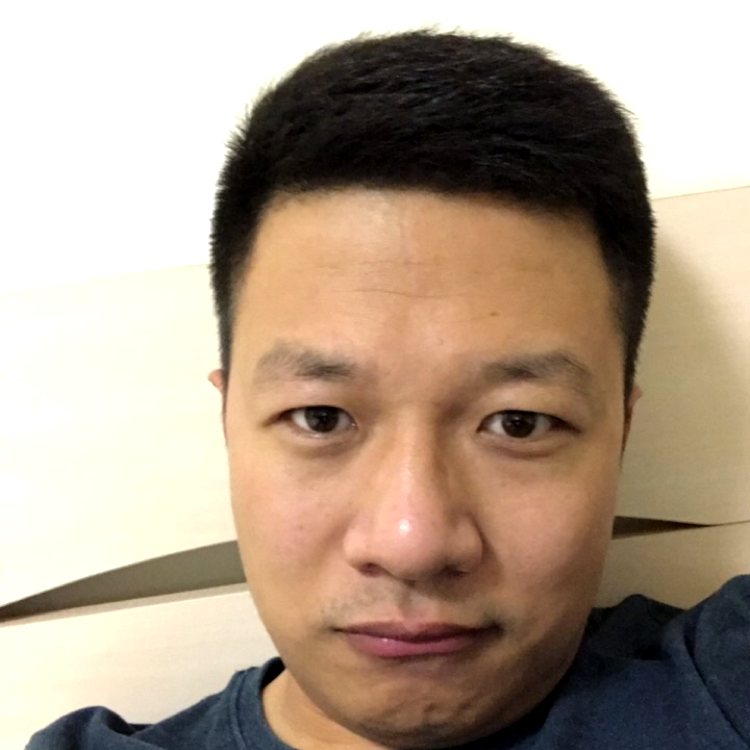 犀牛笑精明的照片
