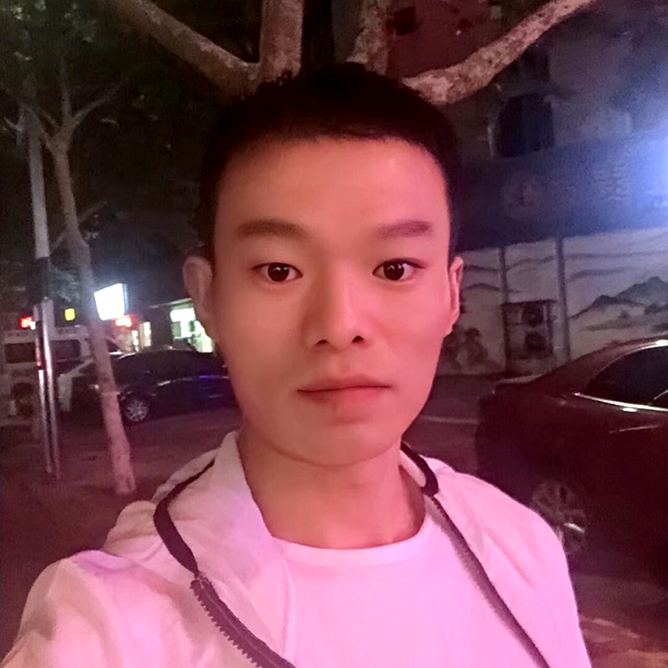 上官云海的照片