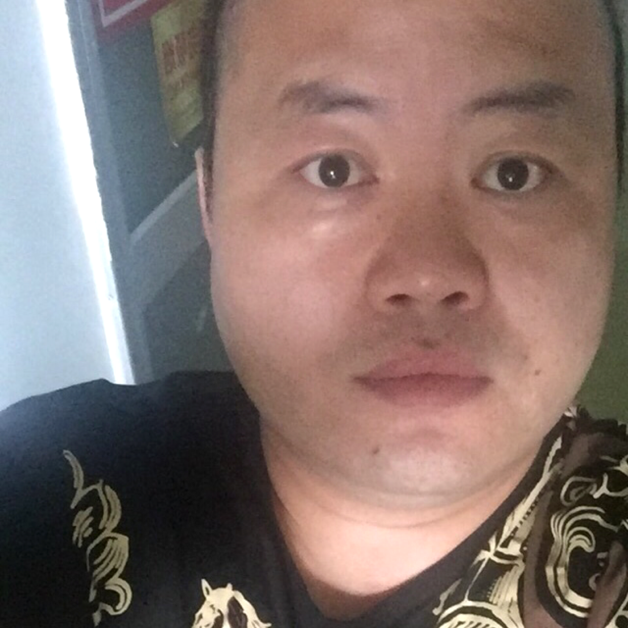 动人用发卡的照片