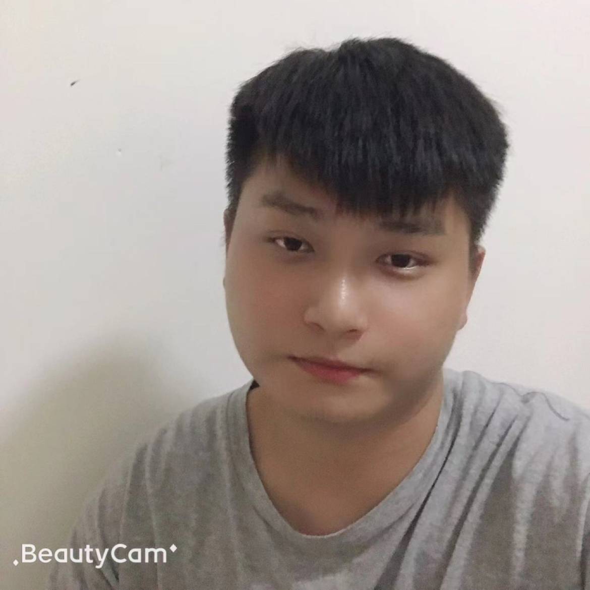 潇洒浅吻毛巾的照片