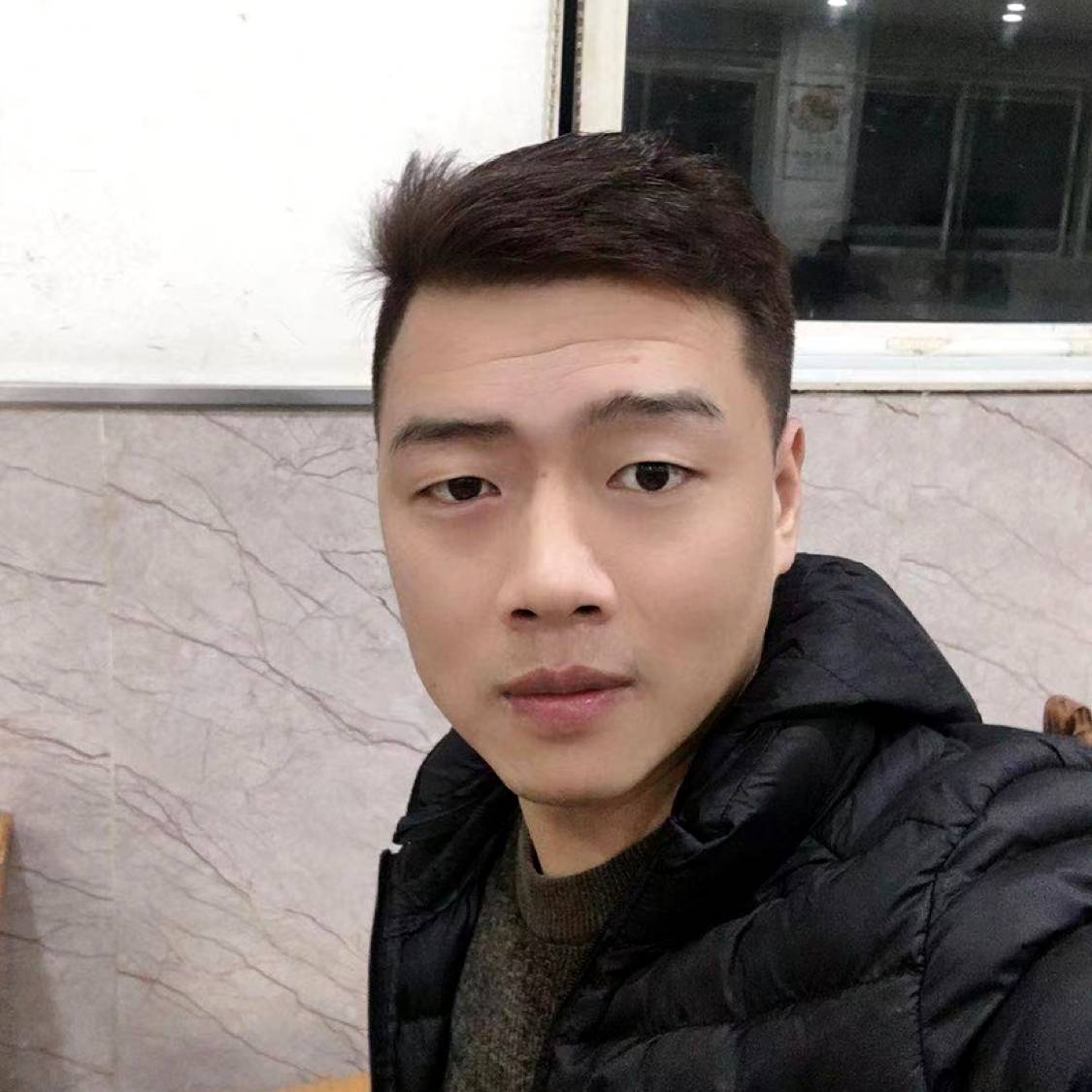 外向爱黑米的照片