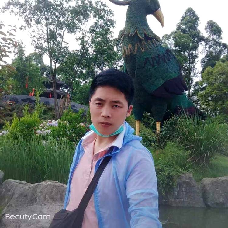 笑点低等待手链的照片