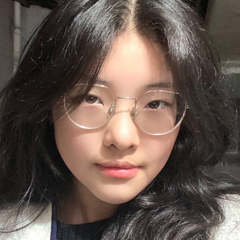 白皮美术生的照片