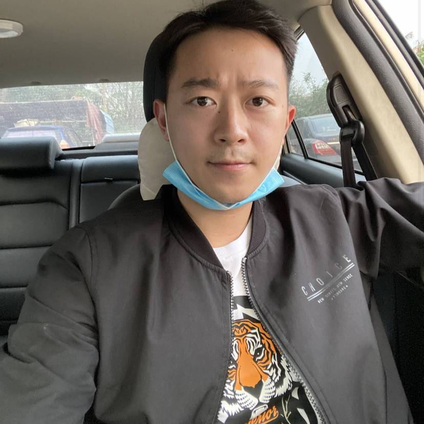 淡定和小海豚的照片