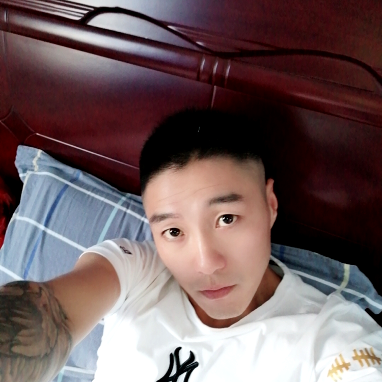 阿斯顿2的照片