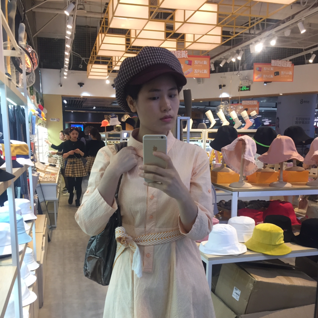 leyla严的照片