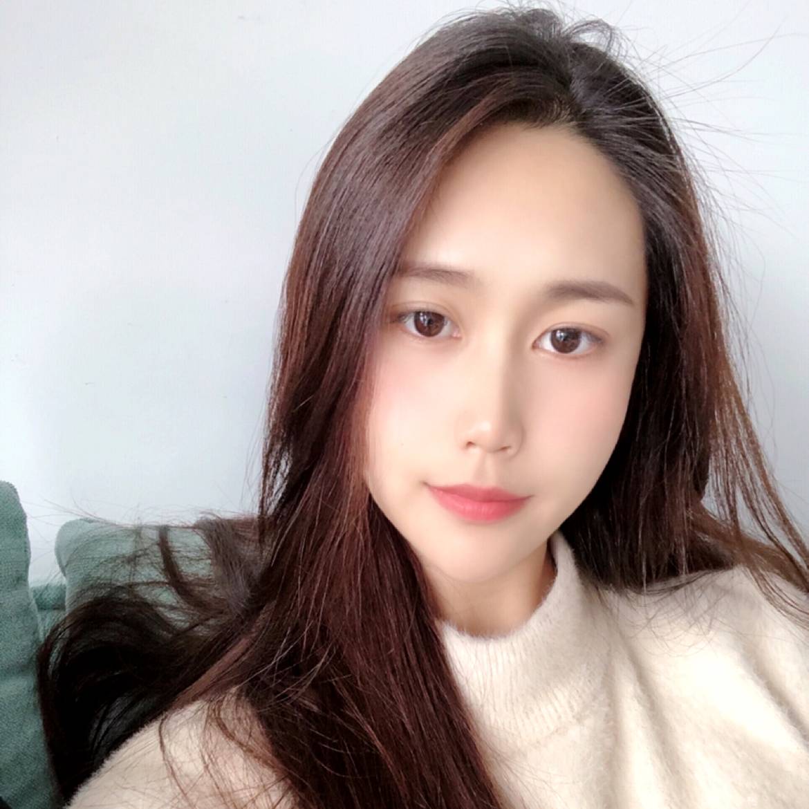 锦瑟浅吻妖娆的照片