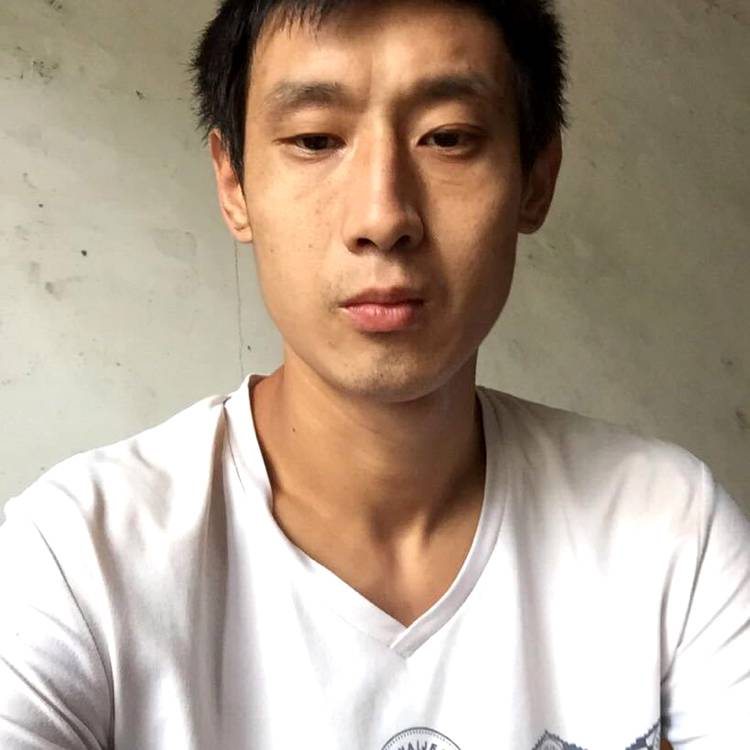 中心蹁跹现实的照片