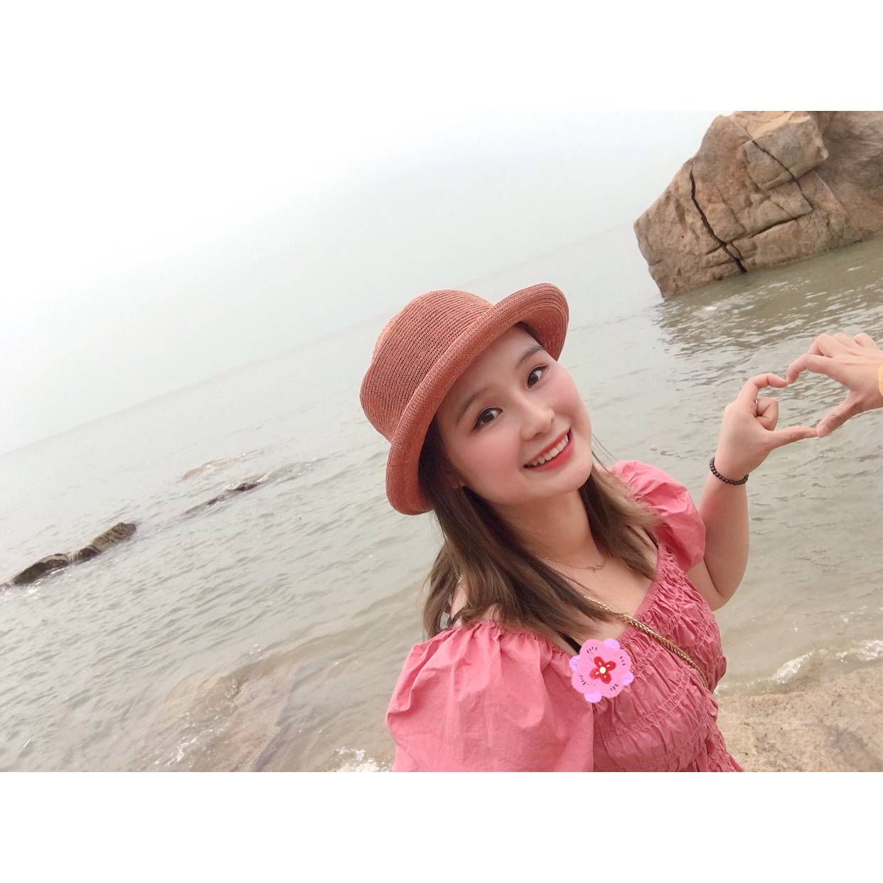 小兔子与温婉的照片