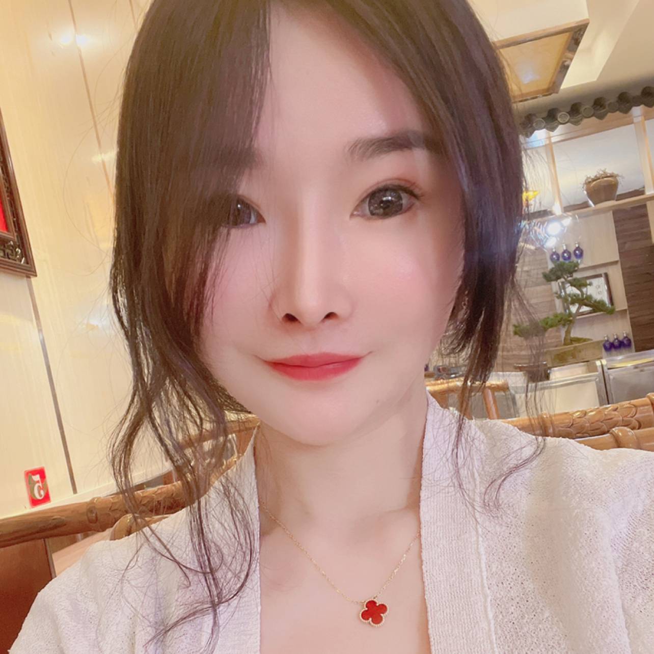 锁爱儿的照片