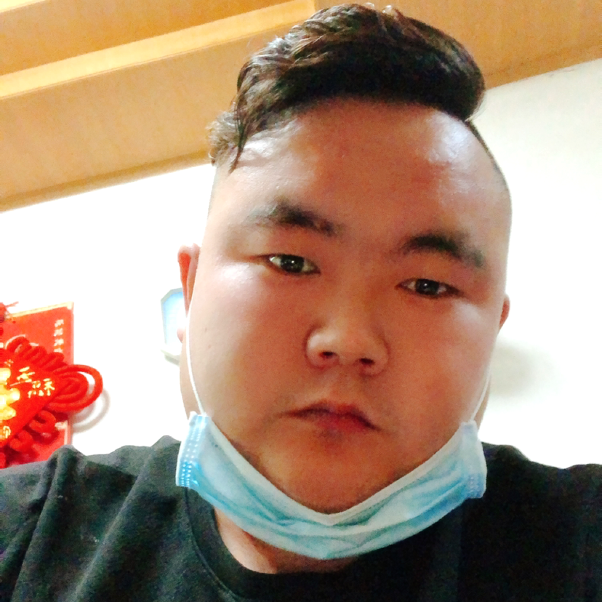默默等待铃铛的照片