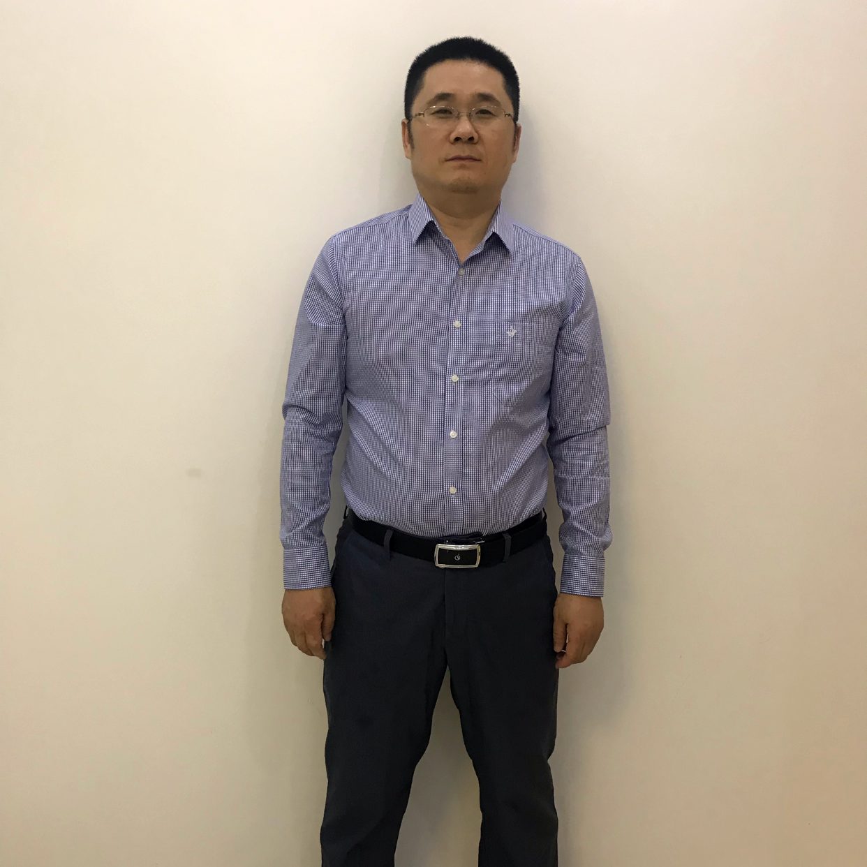 出海冲浪的照片