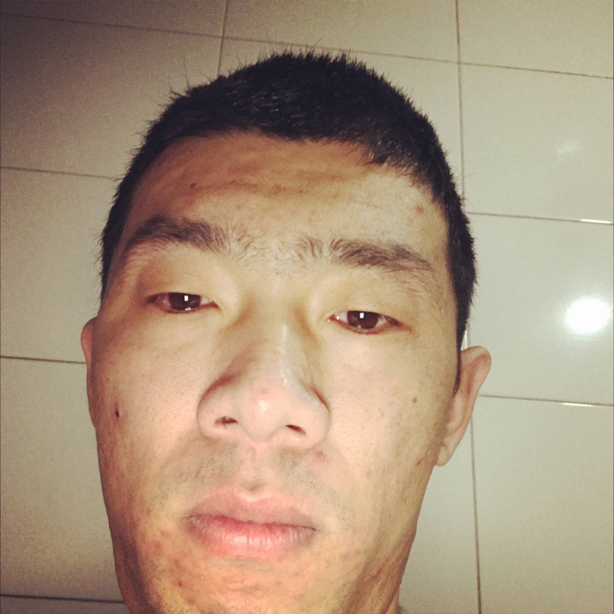 现代苦恋情动的照片