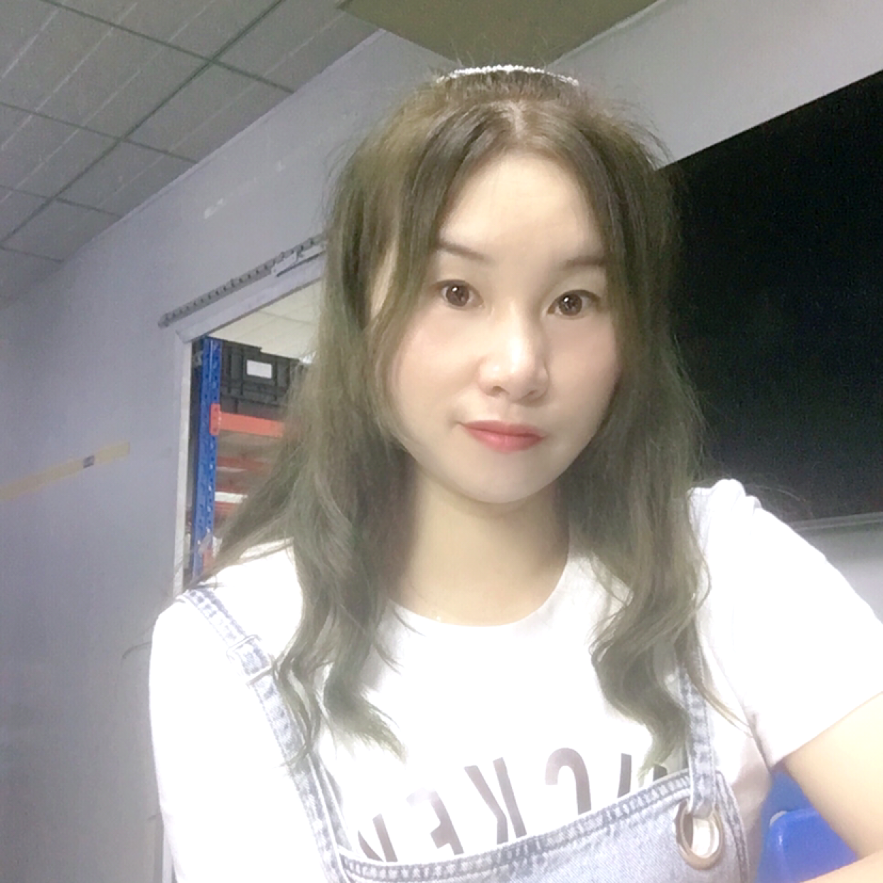 茜的照片