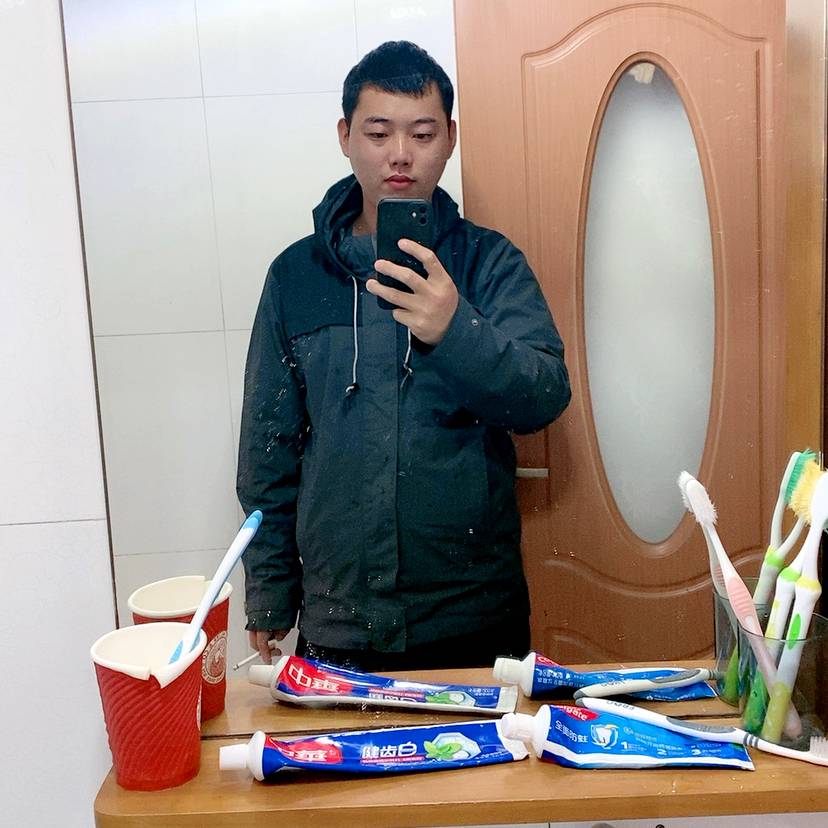 知性回首时光的照片