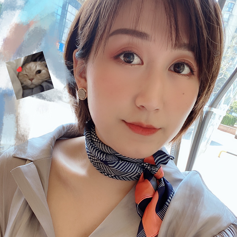 米拉小姐的照片