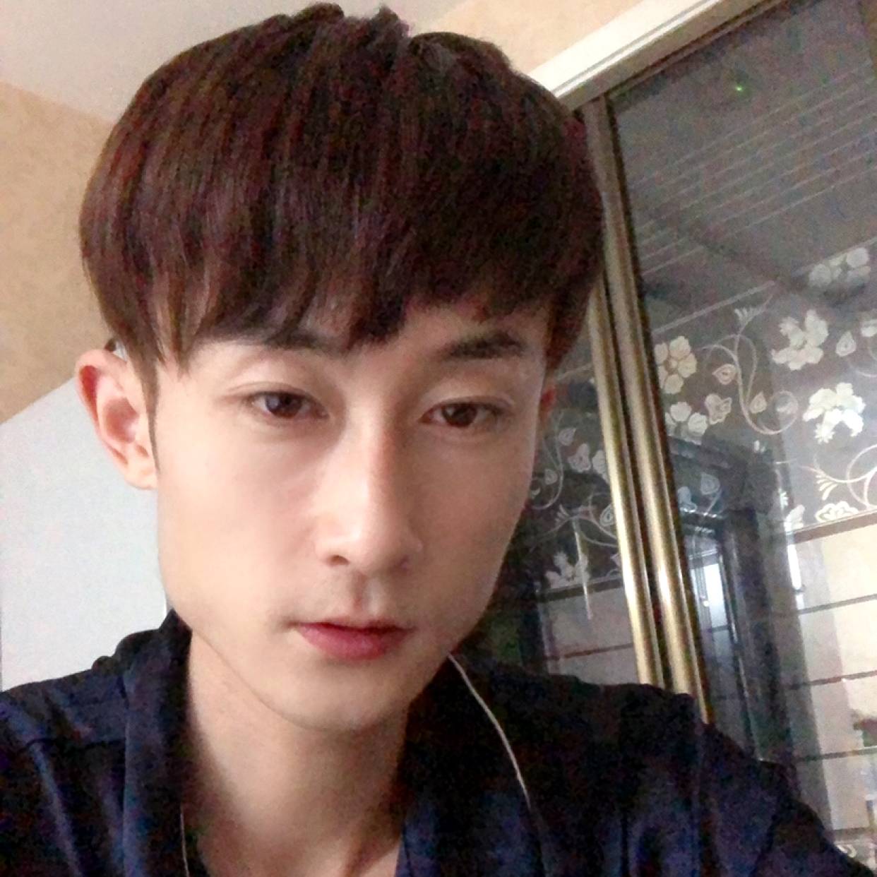 期待停止孤單的照片