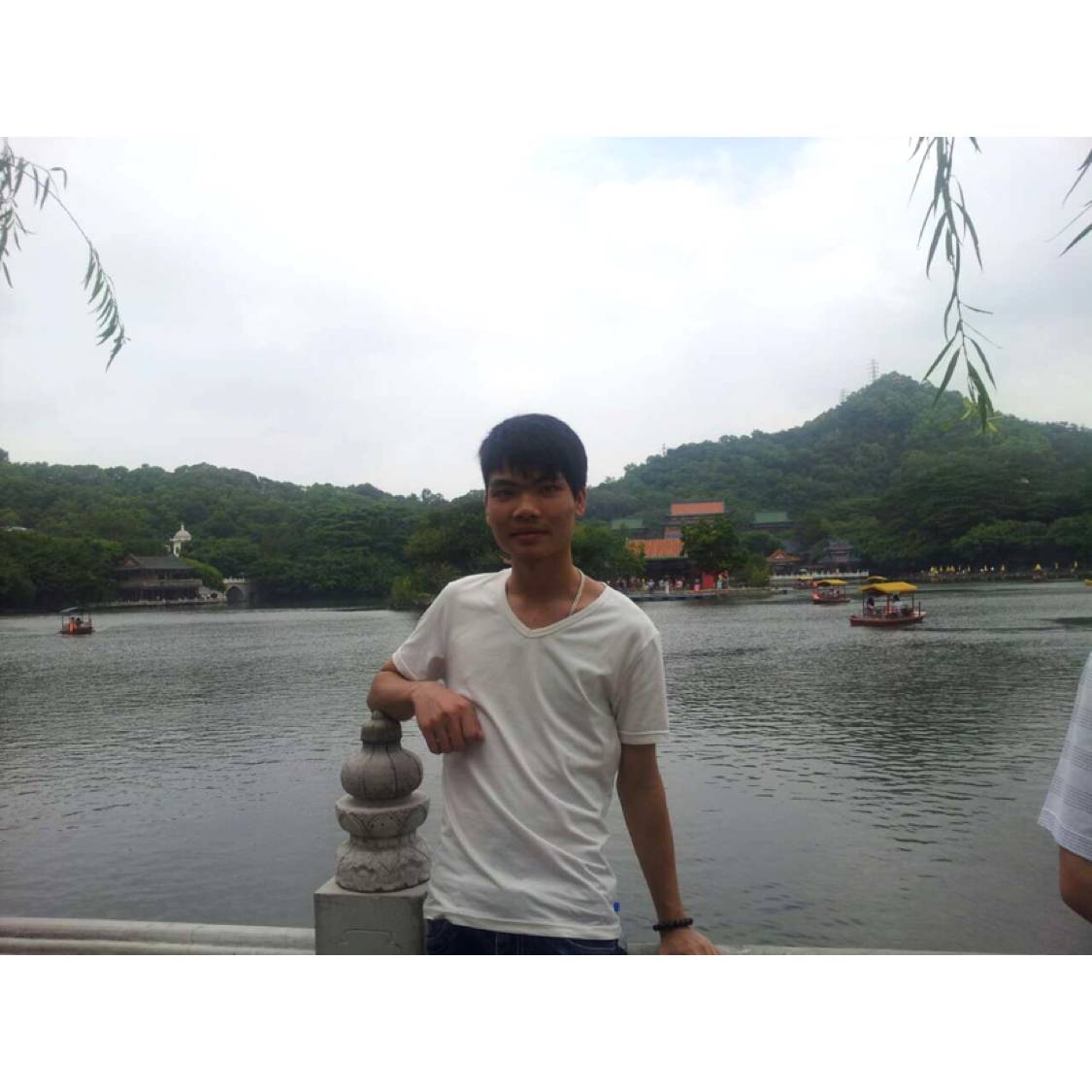 信封挽手迷离的照片