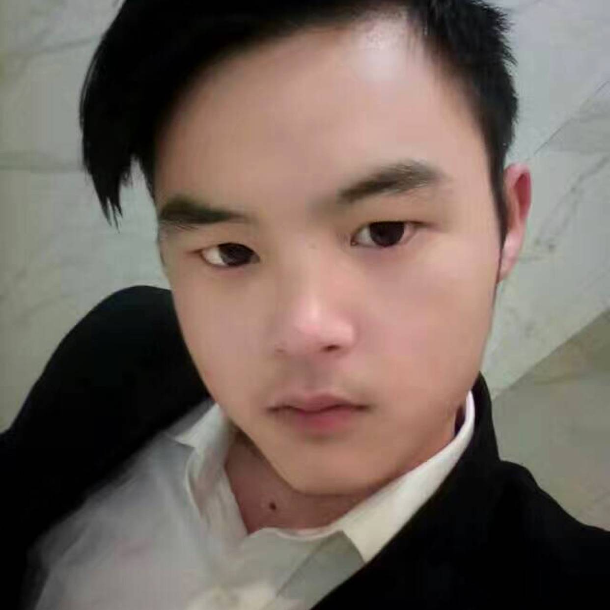 超帅多么白云的照片