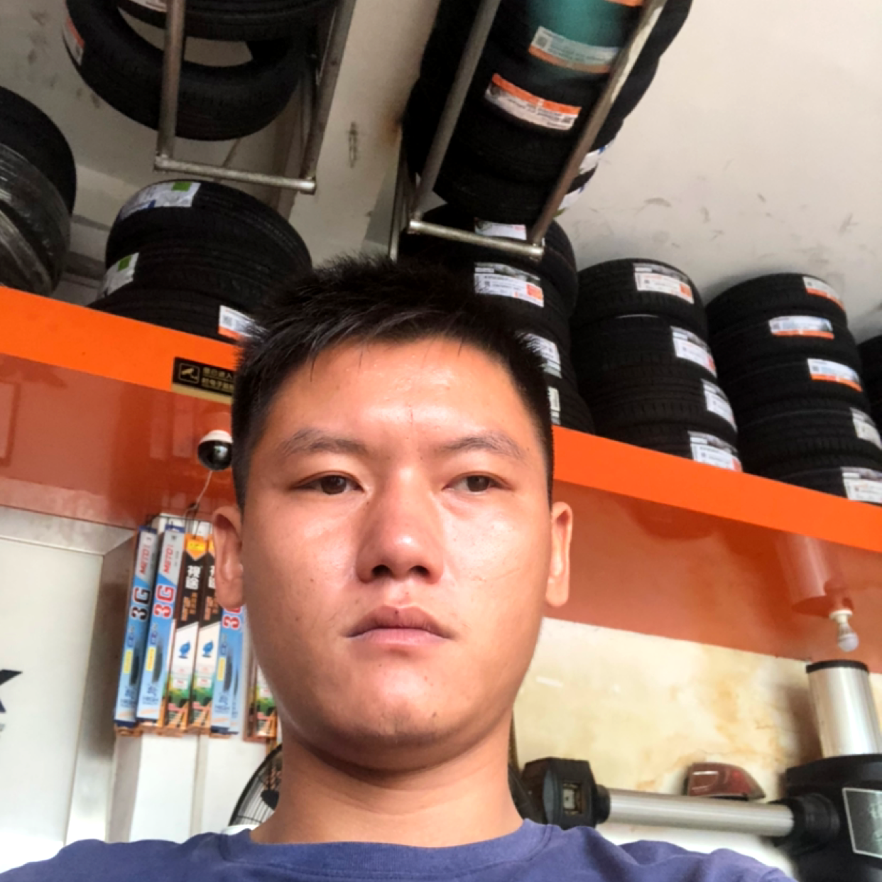 你的二哥的照片