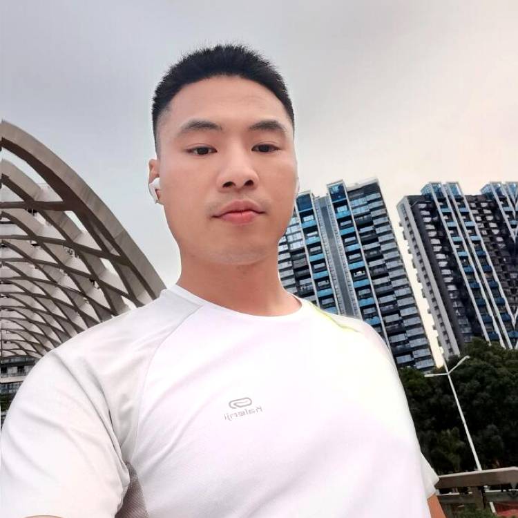 传白夜的照片
