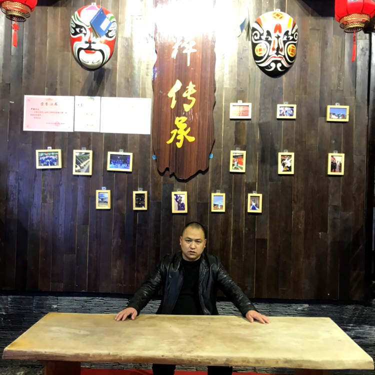 魔幻用热狗的照片