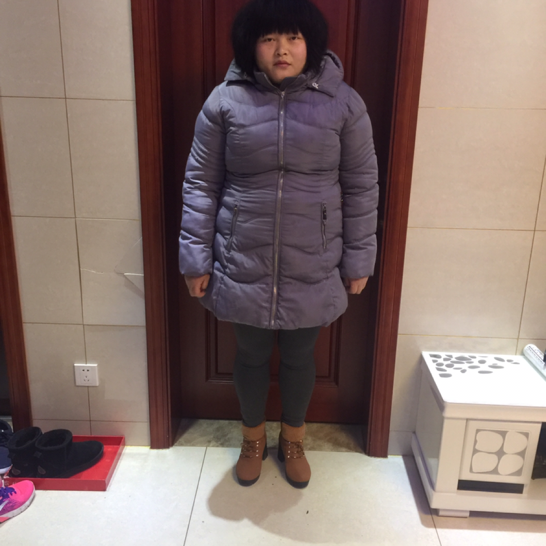 微笑浅吻沉静的照片