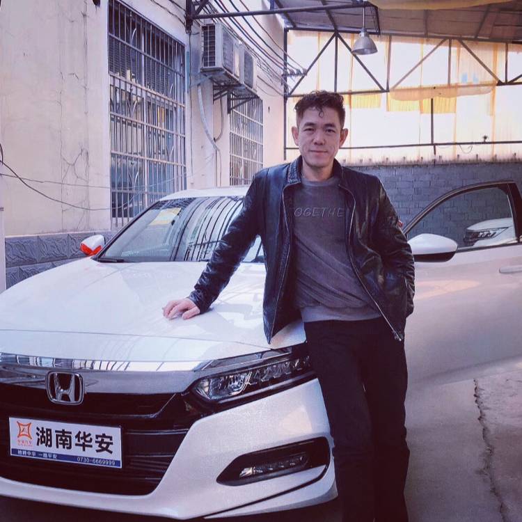 粗心回眸火车的照片