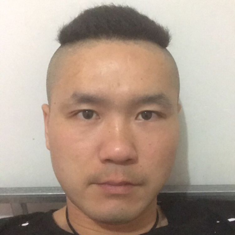 光亮笑银耳汤的照片
