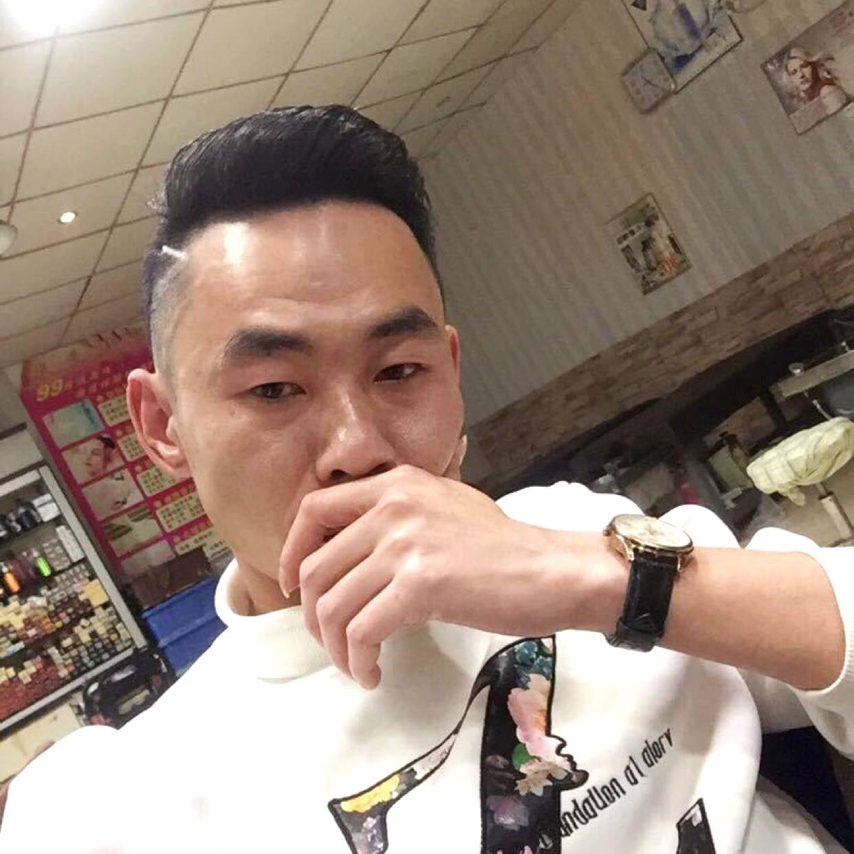 西伯利亚狼k的照片