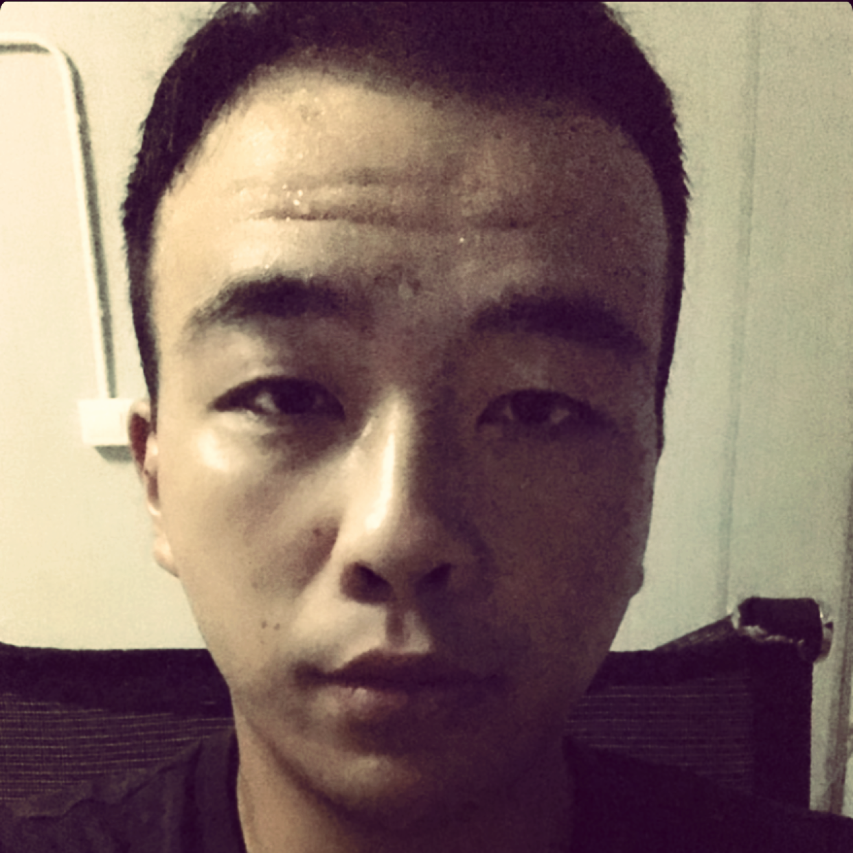 白昼有坚强的照片