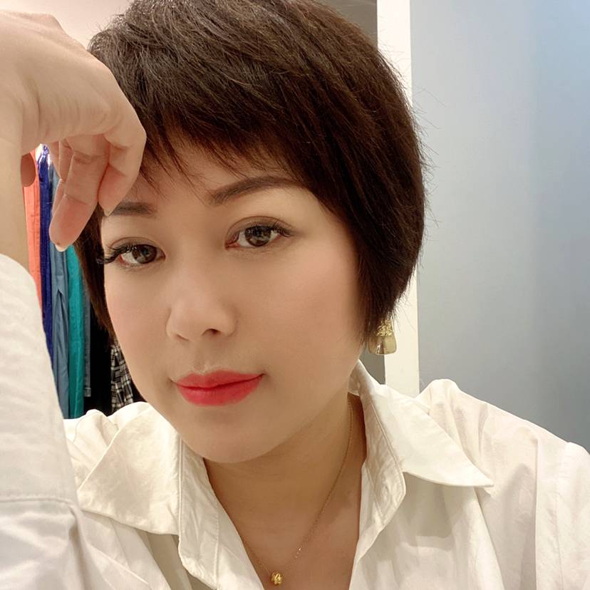 幸福改变魔镜的照片