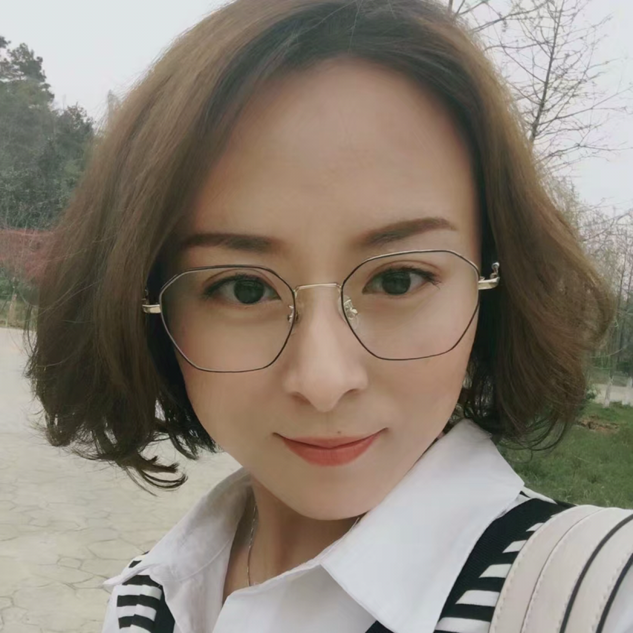 荟倪的照片