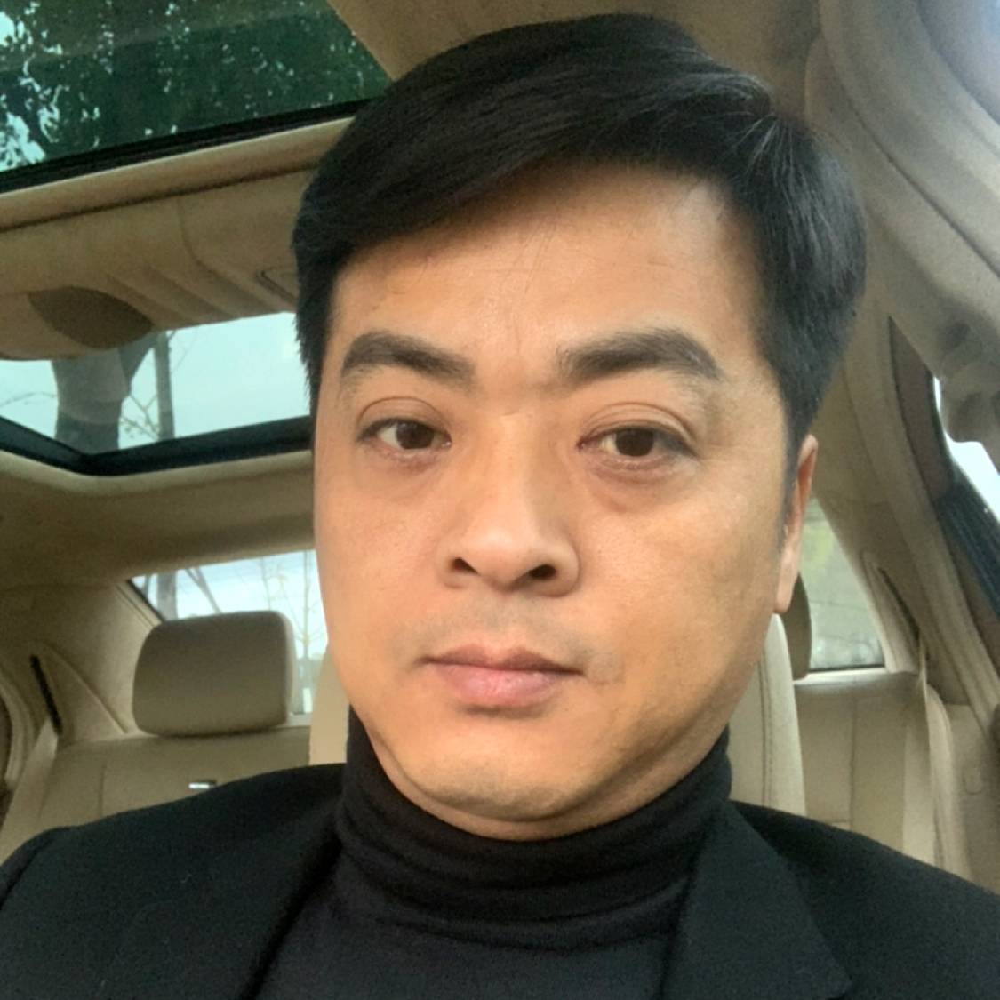 Qin 231410的照片