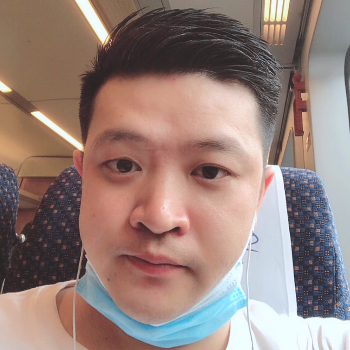 钟东文的照片