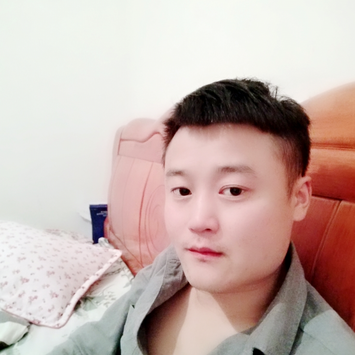 黑白的眼泪的照片