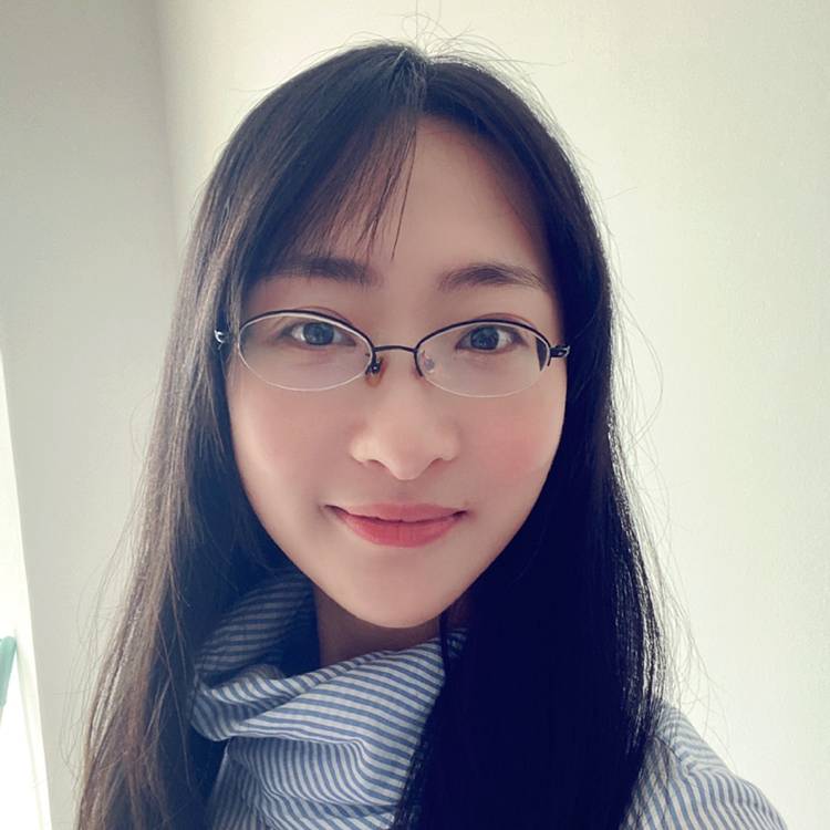 简单挽手魔镜的照片