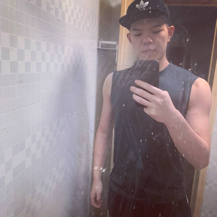 小馒头给淡淡的照片