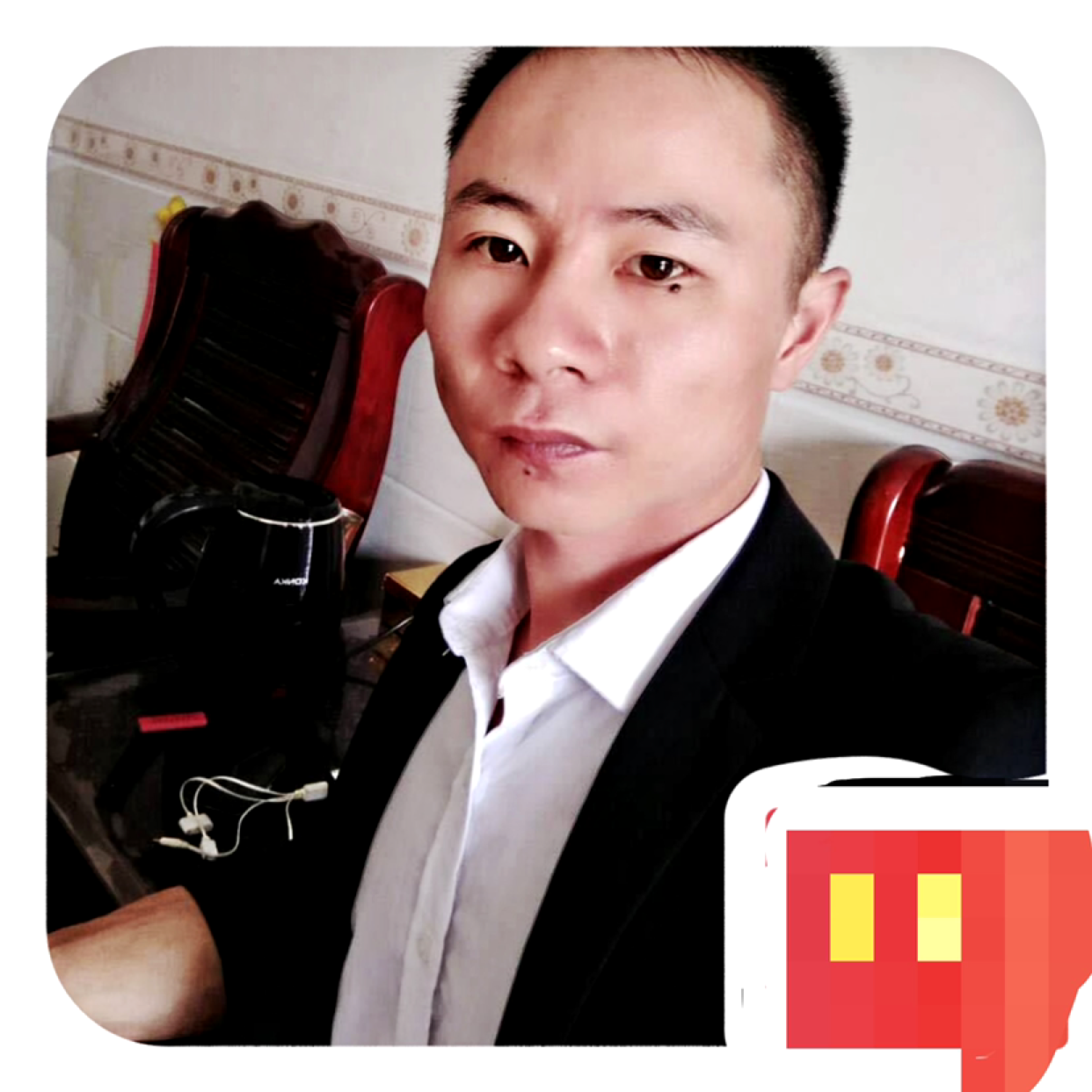 缘分笑留胡子的照片