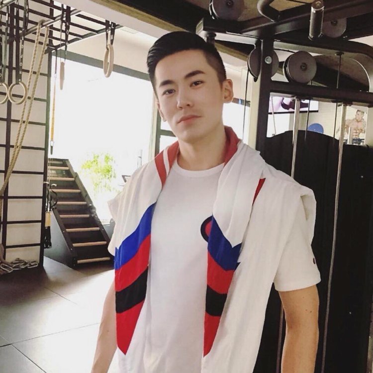 诺言不听话的的照片