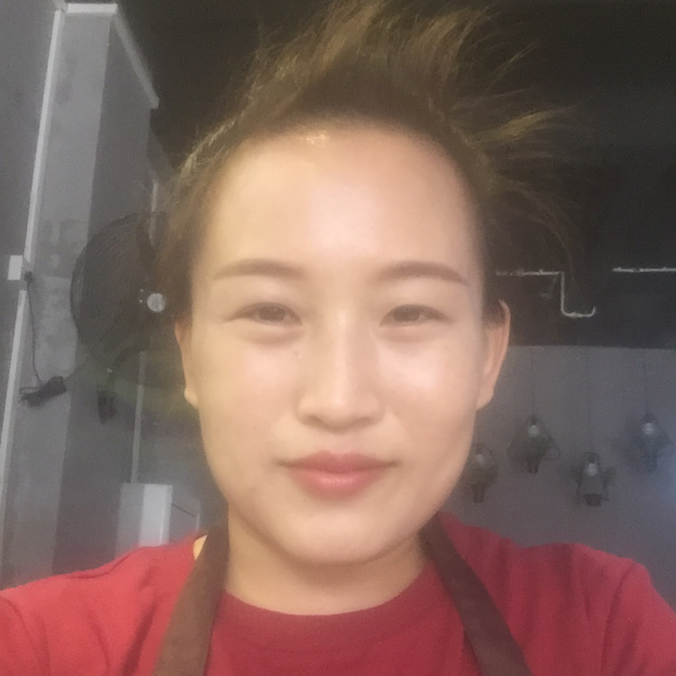 七彩燕尾蝶的照片