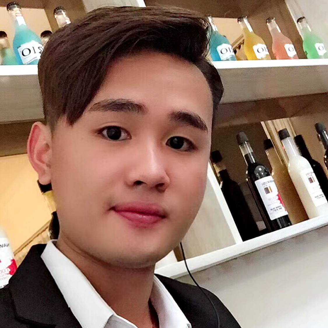 野狼停止机灵的照片