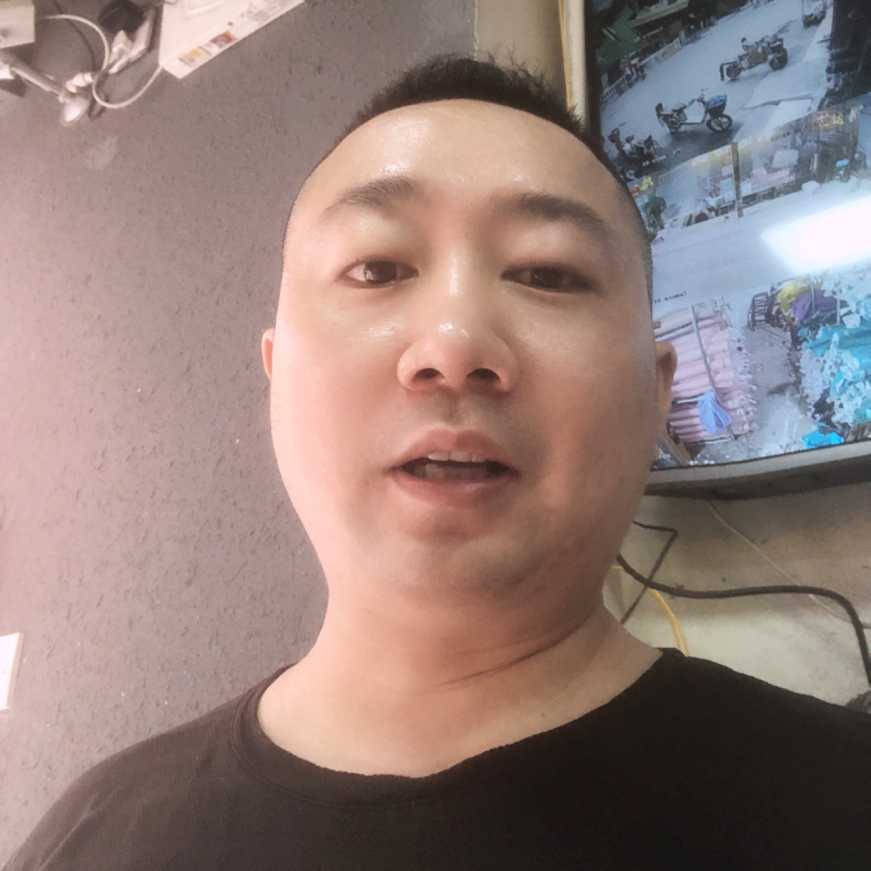 台灯相许诚心的照片