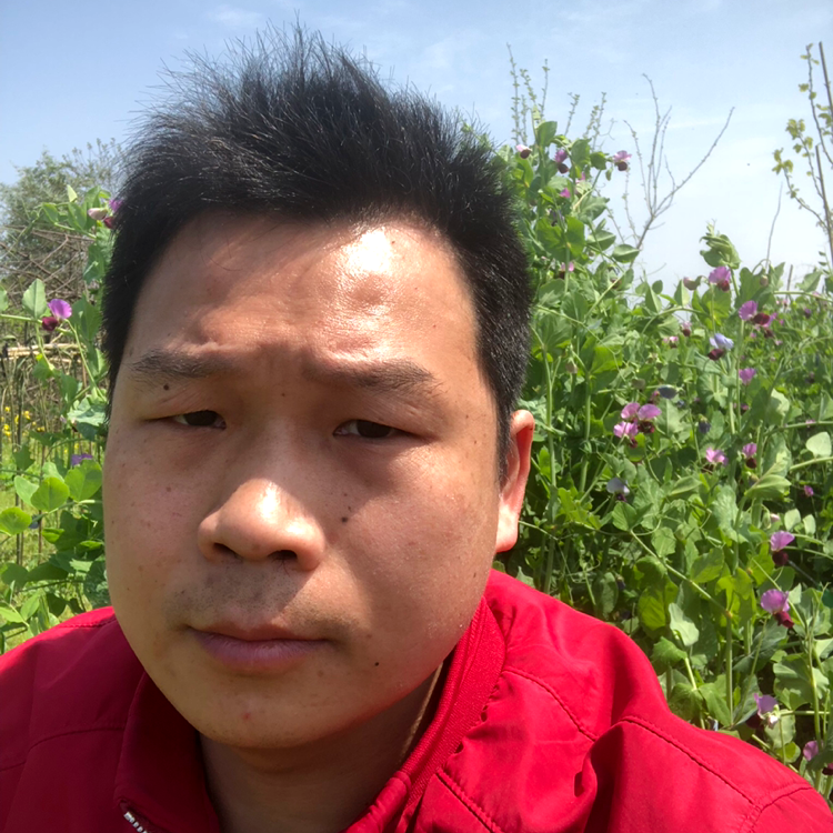 欢度余生胡的照片
